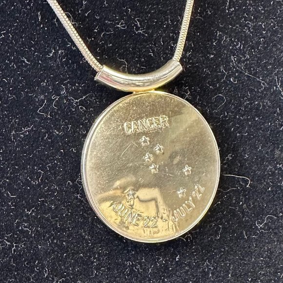 Vintage Gold Tone Crab Cancer Pendant Necklace - Picture 13 of 16